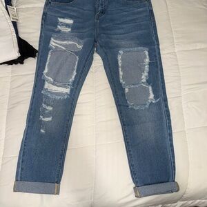 Stylish Blue Distressed Women Jeans